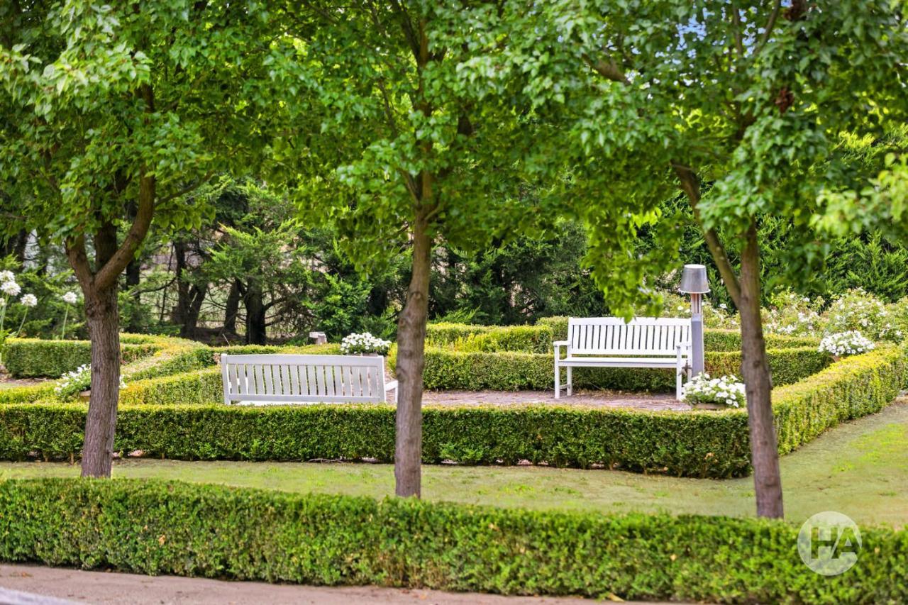 Farm Stay Maple Cottage At Wilindi Estate Tyabb Buitenkant foto