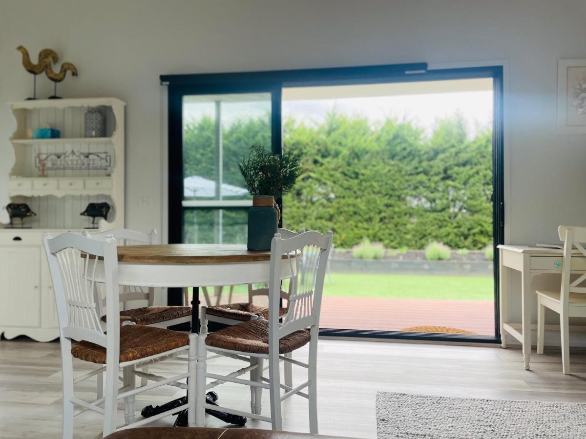 Farm Stay Maple Cottage At Wilindi Estate Tyabb Buitenkant foto